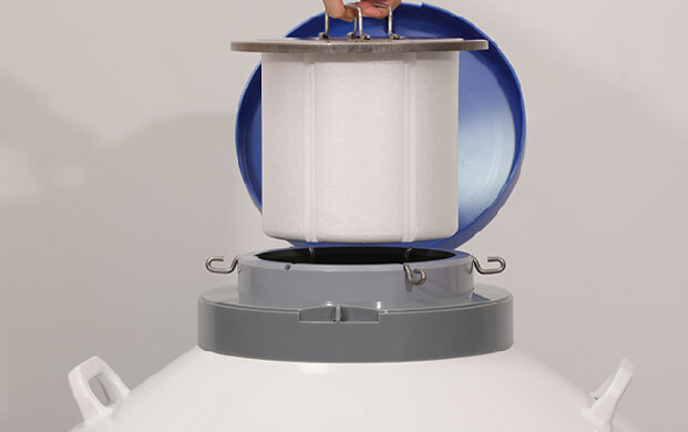 不蓋頸塞會導致液氮罐內(nèi)液氮純度降低嗎？